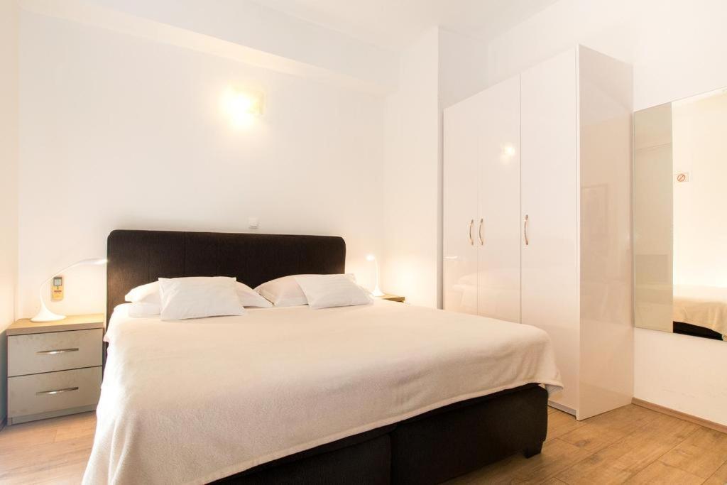 Bed & Breakfast Pino โปดสตรานา ภายนอก รูปภาพ